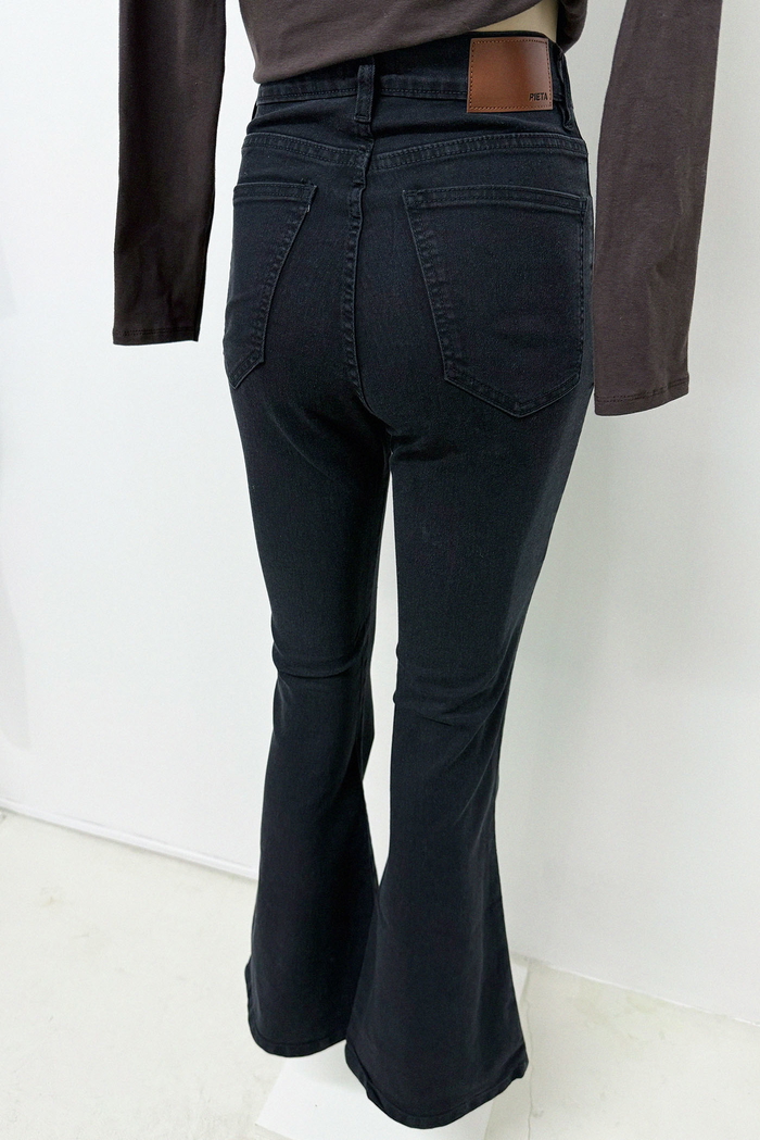 Jean Oxford Black