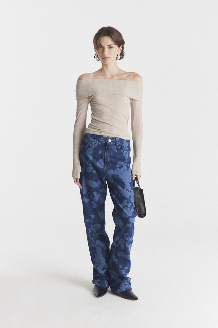 Camiseta Off Shoulder Azu
