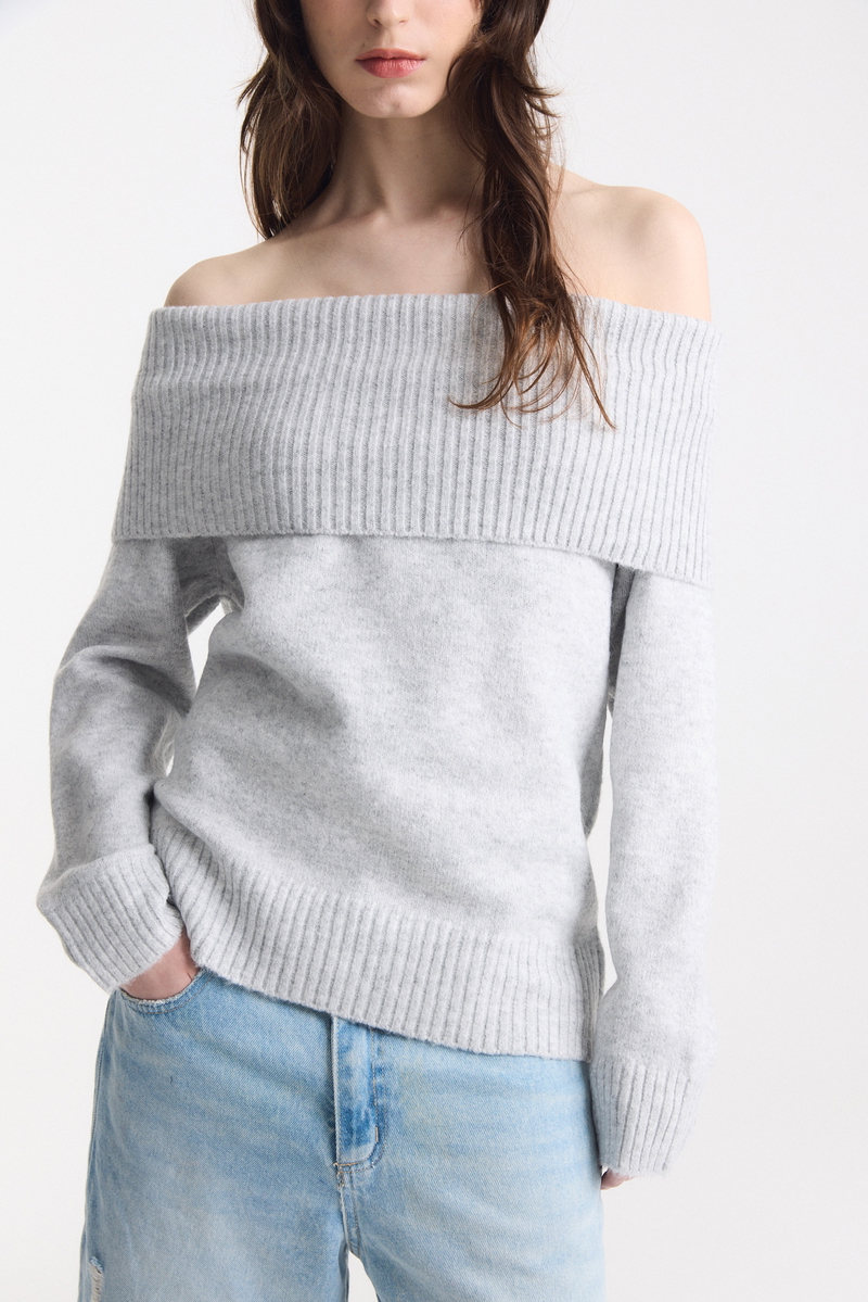 Sweater Liso Off Shoulder